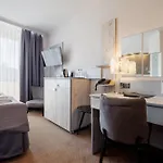 Hotel Cristal Park 3*