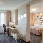 Cristal Park Hotel 3*