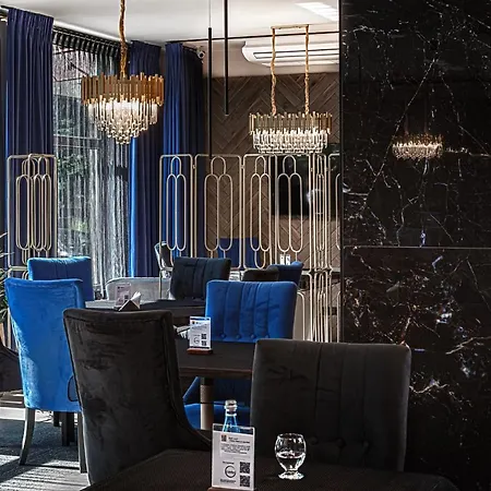 Hotel Cristal Park 3*