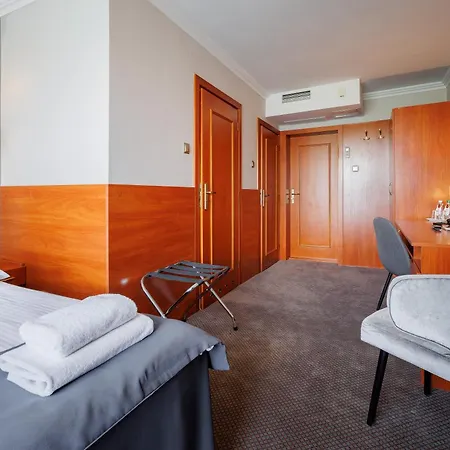 Hotel Cristal Park Tarnów