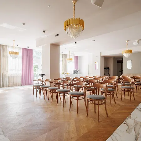 Cristal Park Hotel