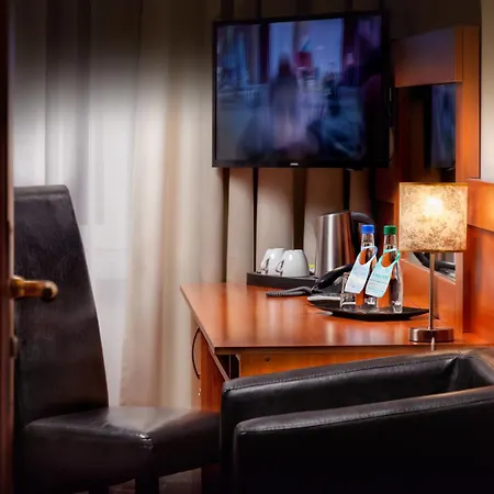 Hotel Cristal Park 3*