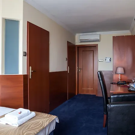 Cristal Park Hotel Tarnau