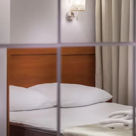 Cristal Park 3* Tarnau