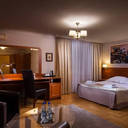 Cristal Park 3*