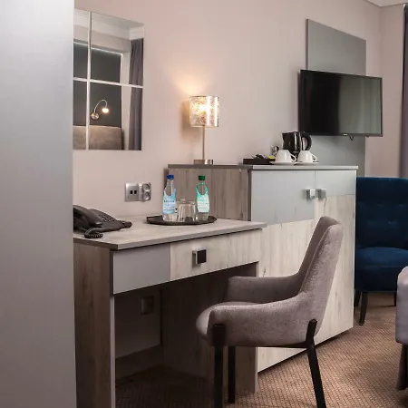 Hotel Cristal Park 3*
