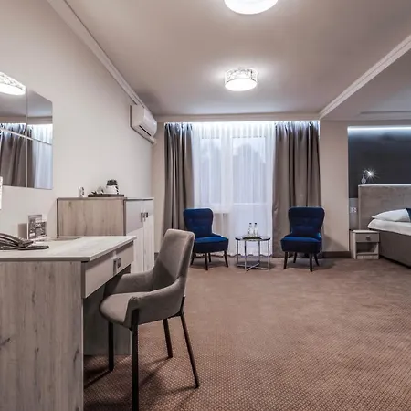 Cristal Park 3* Tarnau