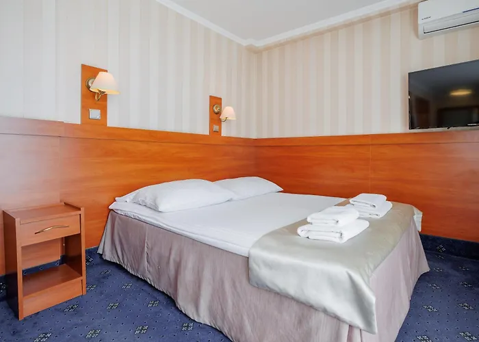 Szálloda Cristal Park 3*