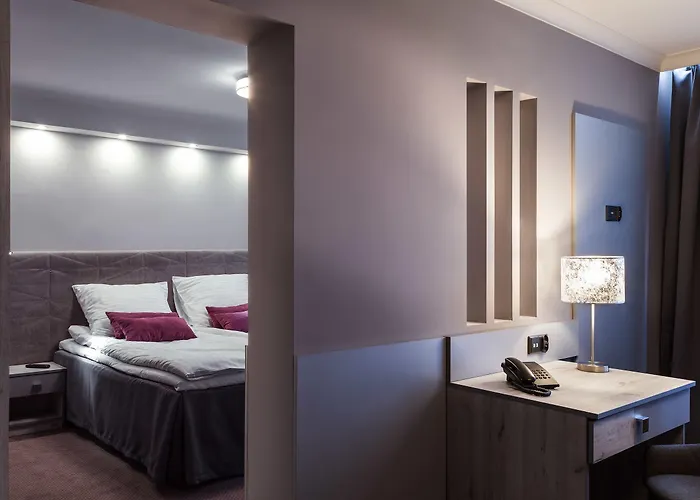 Cristal Park Szálloda 3*