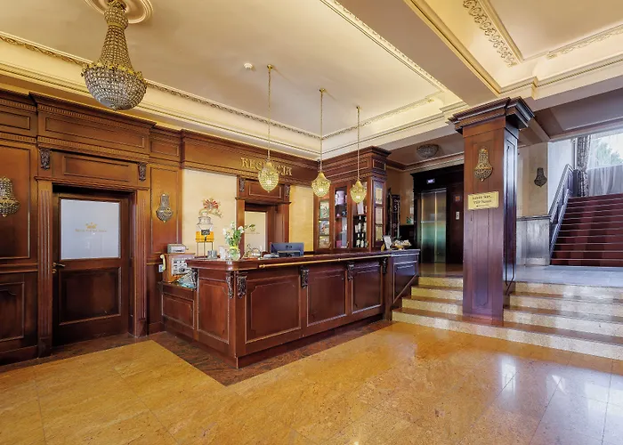 Szálloda Cristal Park 3*