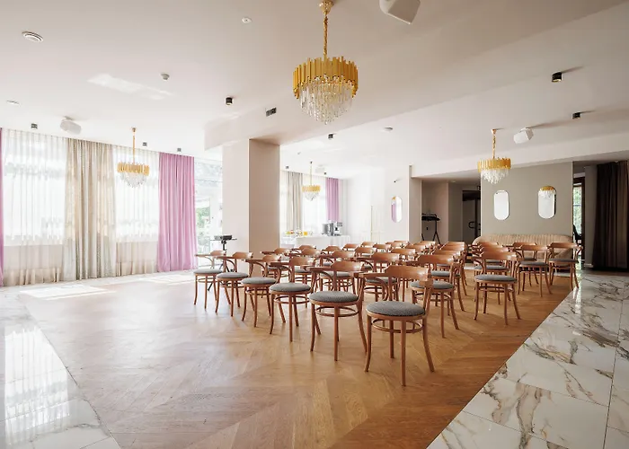 Cristal Park 3* Tarnów