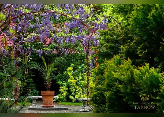 Cristal Park Szálloda 3*